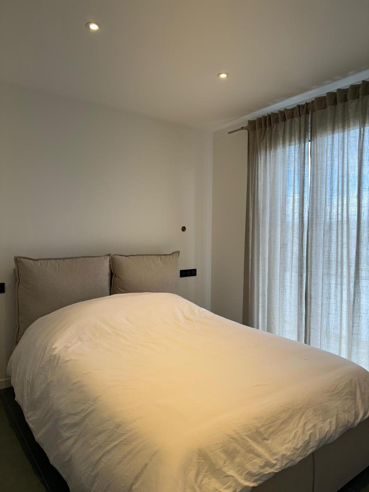 Modern Green & White - Apartments T3 60M2 Annecy - Parking Prive - Wifi - Netflix Extérieur photo